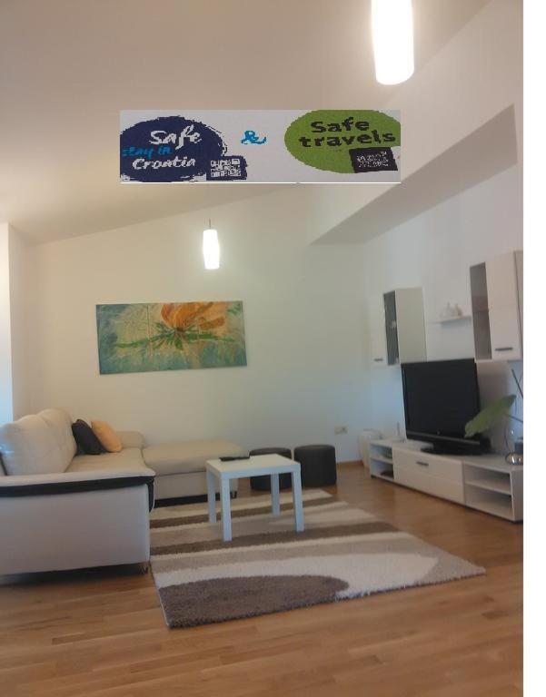 Apartment Tim Zadar Exterior foto